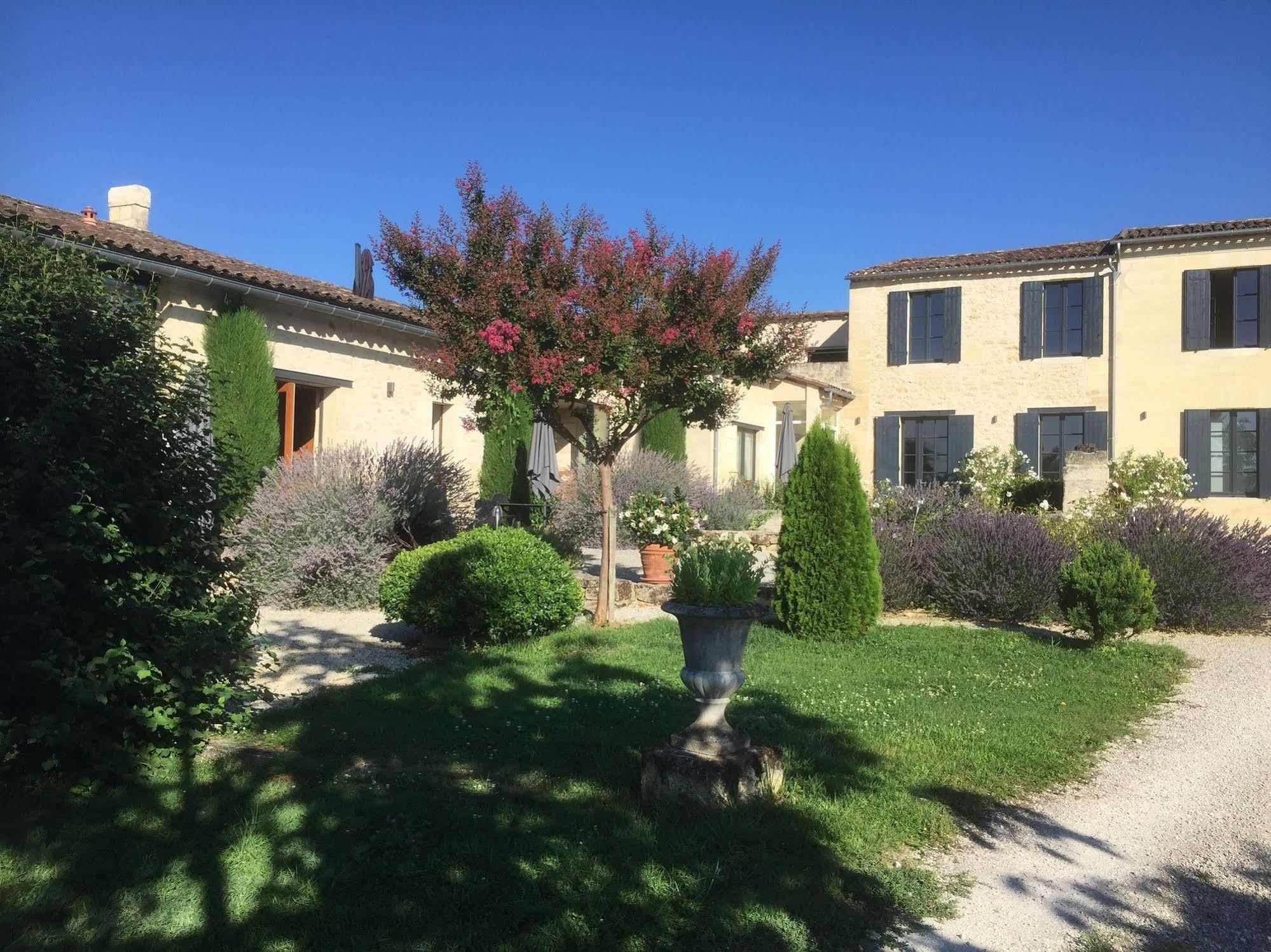 5 Lasserre Moulon-sur-Dordogne Ngoại thất bức ảnh